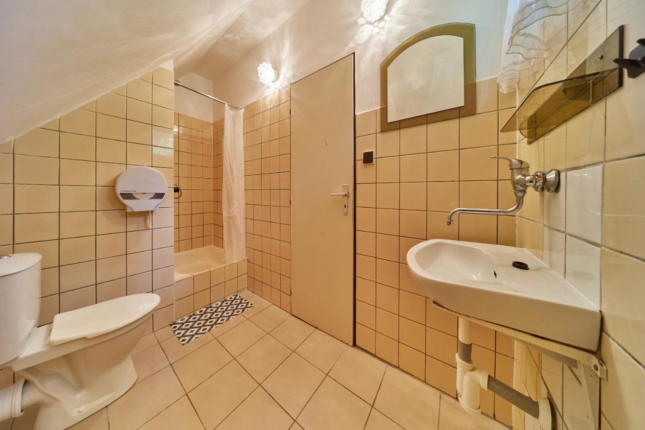 Camp Dolce Hotel Трутнов Екстериор снимка
