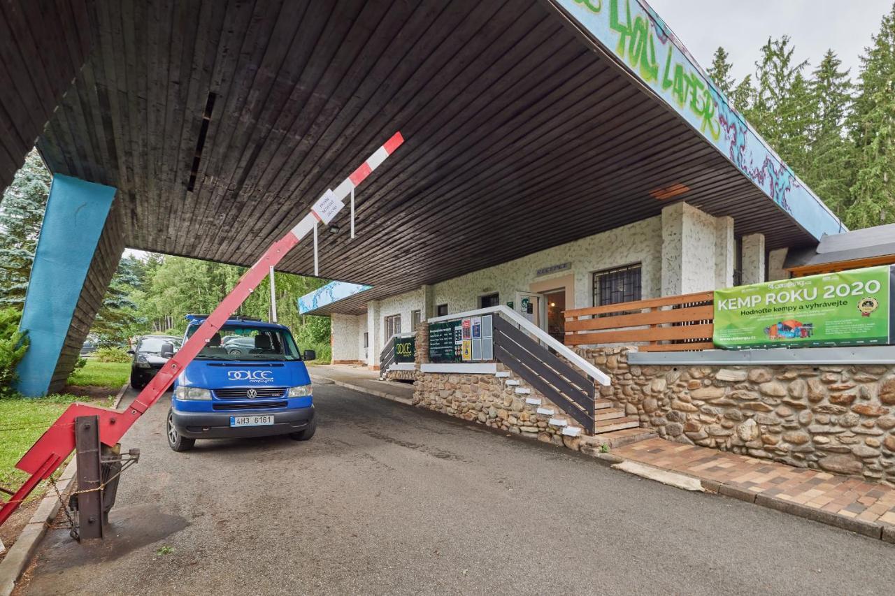 Camp Dolce Hotel Трутнов Екстериор снимка