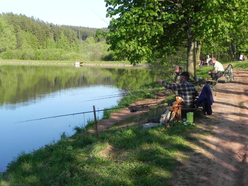 Camp Dolce Hotel Трутнов Екстериор снимка