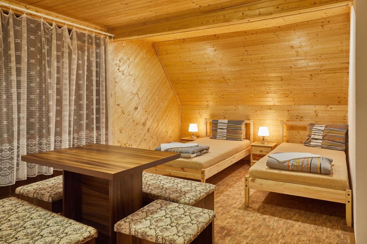 Camp Dolce Hotel Трутнов Екстериор снимка
