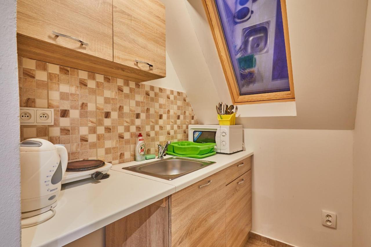 Camp Dolce Hotel Трутнов Екстериор снимка
